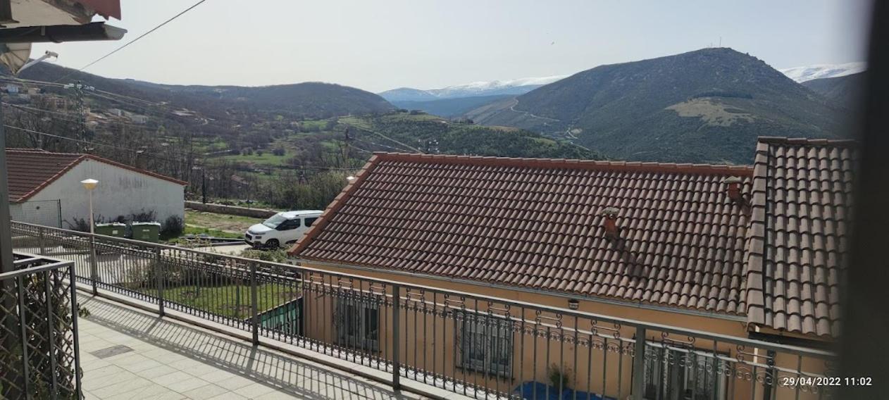 Gasthaus La Pasailla De Gredos Navacepeda de Tormes Exterior foto